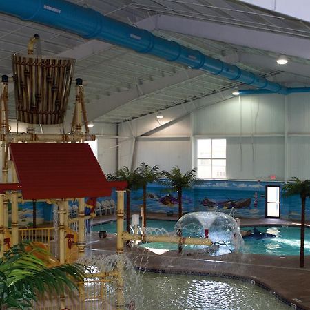 Budget Host Inn & Suites Fertility Экстерьер фото